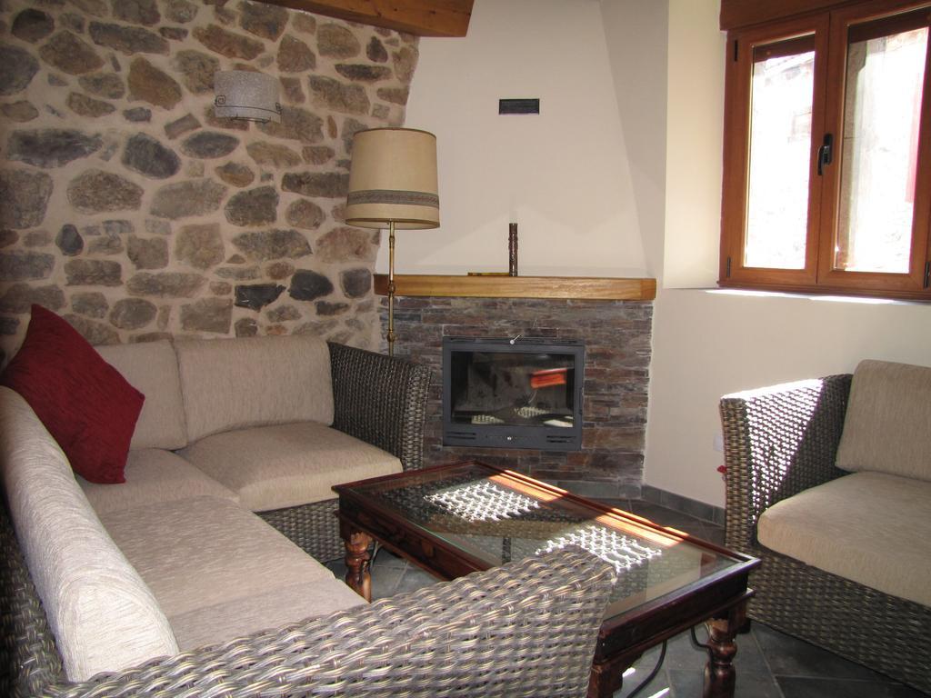 Casa Rural La Altanera Barniedo de la Reina Bagian luar foto
