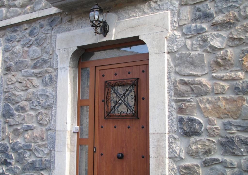 Casa Rural La Altanera Barniedo de la Reina Bagian luar foto